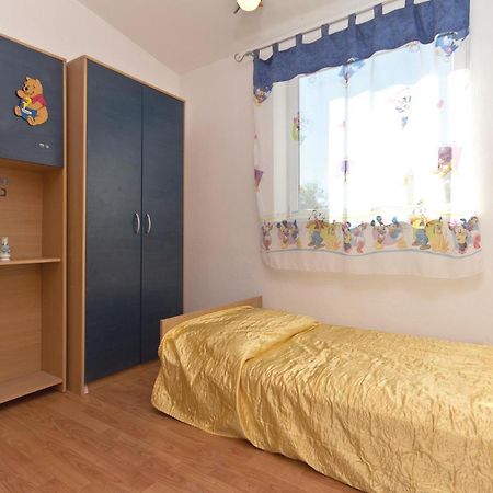 3 Bedroom Gorgeous Apartment In Marčana المظهر الخارجي الصورة