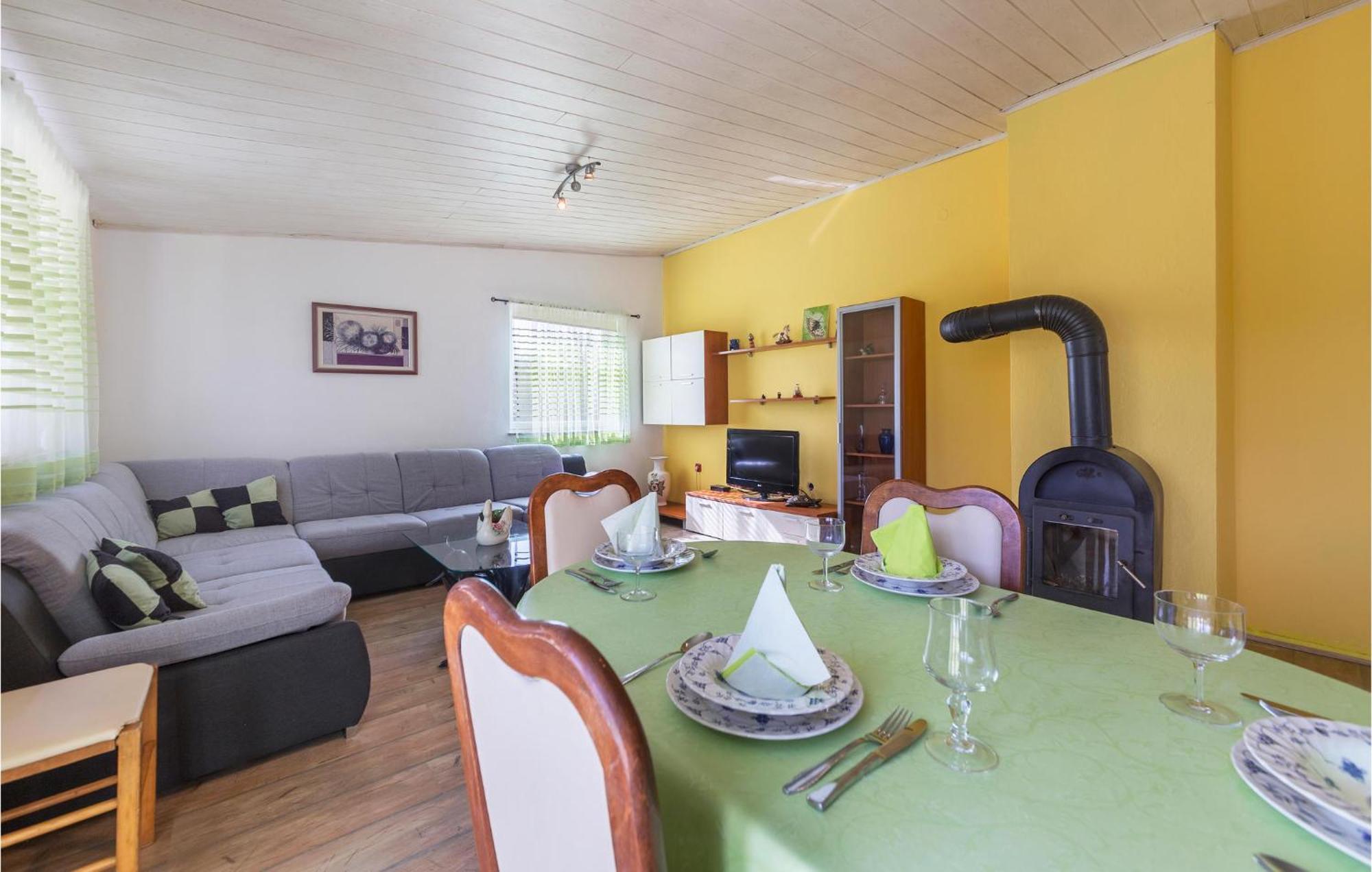 3 Bedroom Gorgeous Apartment In Marčana المظهر الخارجي الصورة